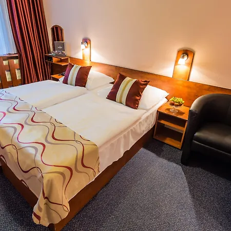 Sachticka Hotel 3*